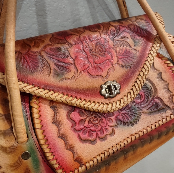 Vintage leather tooled hand made Mexican floral hand bag - Picture 4 of 10
